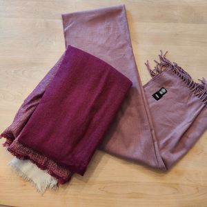Women's Scarf Combo Pack of 2 Both purple and in very good condition